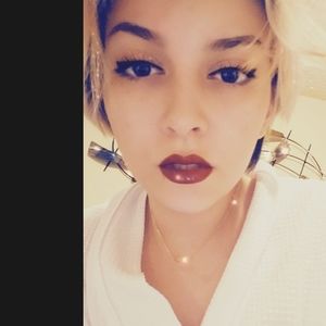 Meet your Posher, Cyn